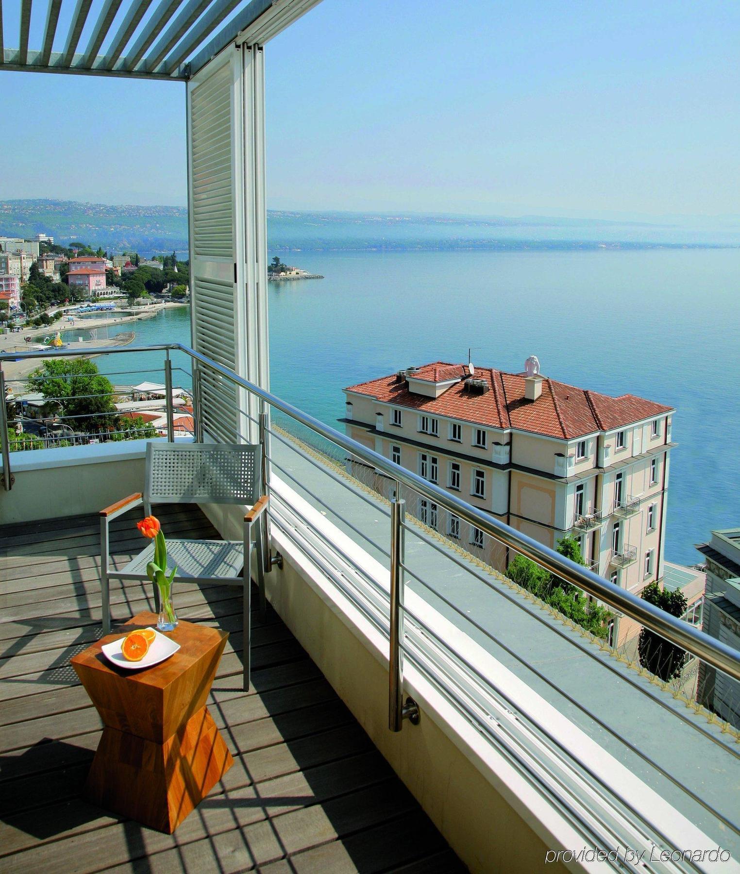 Astoria Hotel Opatija Exterior foto