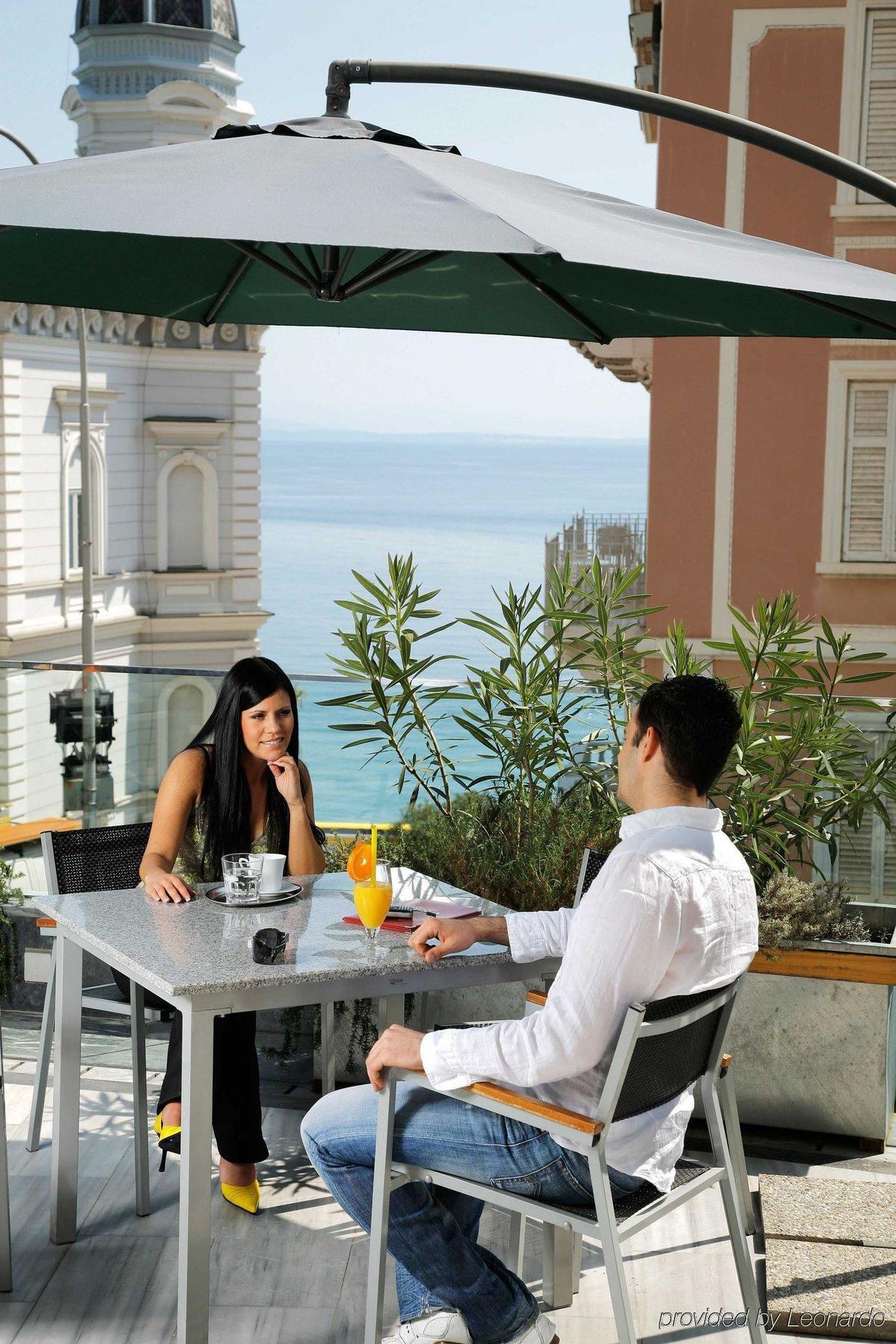 Astoria Hotel Opatija Exterior foto